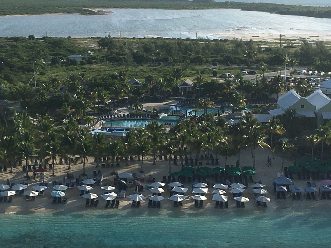 Une vue en perspective des stations balnéaires de Grand Turk.